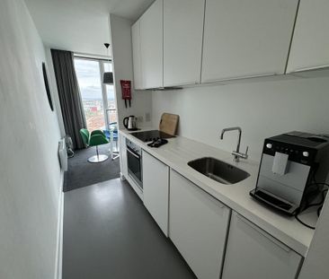 Studio to rent - Photo 1