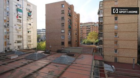 barcelona, Catalonia 08020 - Photo 4