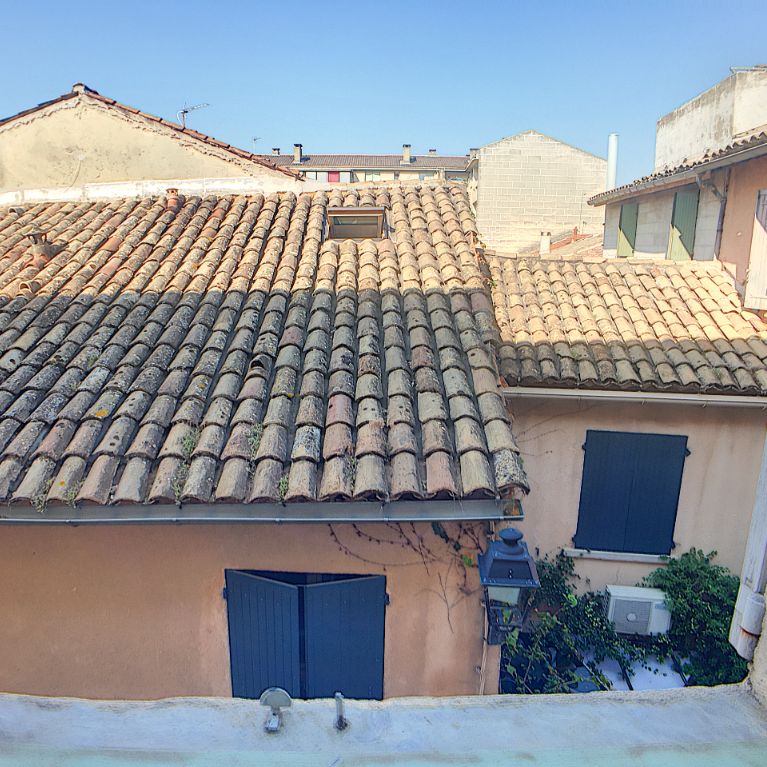 Studio 20 M² en intra- muros proche porte Saint Lazare, - Photo 1