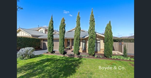 Spacious Family Home for Rent in Drouin - Photo 1