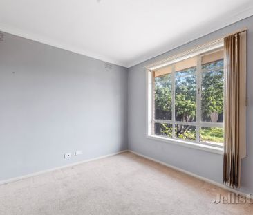14 Anstey Avenue, Reservoir - Photo 2