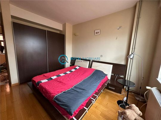 Royal Imobiliare Inchiriere Apartament 4 Camere Zona Democratiei - Fotografie 1