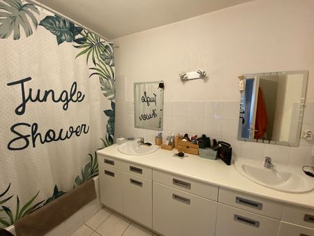 Location Appartement 3 pièces 72m² - Photo 5