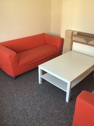 Prime 5 Double Bed Student House on Osborne Road - Photo 1