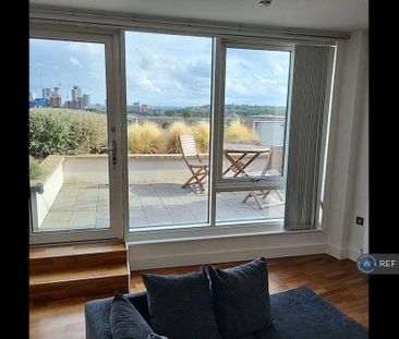 2 bedroom flat to rent - Photo 3