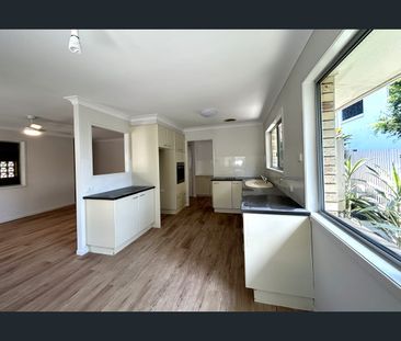 90 Taylor Avenue, Golden Beach, Qld 4551 - Photo 6
