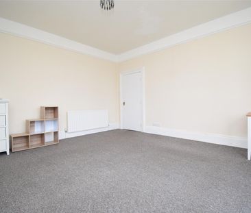 Belgrave Terrace, Wakefield - Photo 5