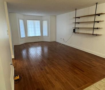 For Lease - 41 Melrose Avenue, Wasaga Beach, Ontario - Photo 1