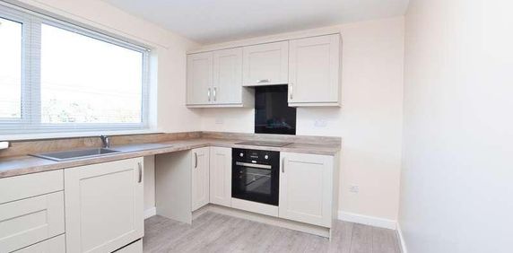 South View, Hazlerigg, Newcastle Upon Tyne, NE13 - Photo 2