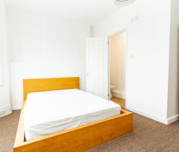 1 bed house / flat share to rent in Wolverton Road, Bournemouth, BH7 - Photo 4