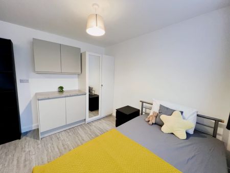room 3 - Photo 2
