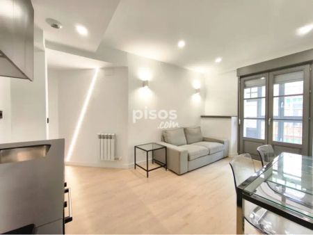 Piso en alquiler en Calle de Leopoldo Calvo Sotelo, cerca de Calle del Beti Jai - Photo 2