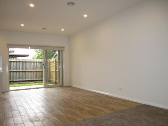 16 McGrath Street, Bellfield - Photo 1