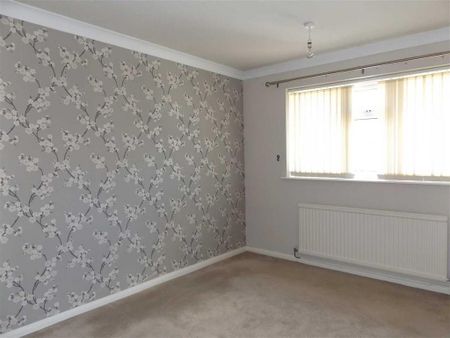 3 bedroom detached house to rent - Photo 2