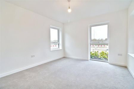 3 bedroom semi-detached house to rent - Photo 3