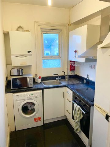 Room in a Shared Flat, Catford, SE6 - Photo 3