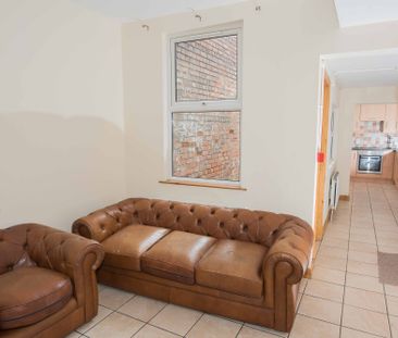 146 Dunluce Avenue, Belfast, BT9 7AZ - Photo 1
