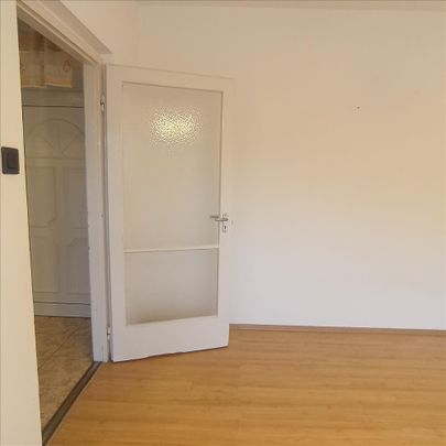 Kiadó felújított panel lakás - Székesfehérvár - Photo 1