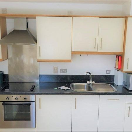 Studio to rent - Photo 3