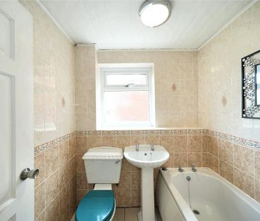 5 bedroom detached house to rent - Photo 6