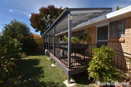 12 James Cook Crescent, Orange, NSW 2800 - Photo 3