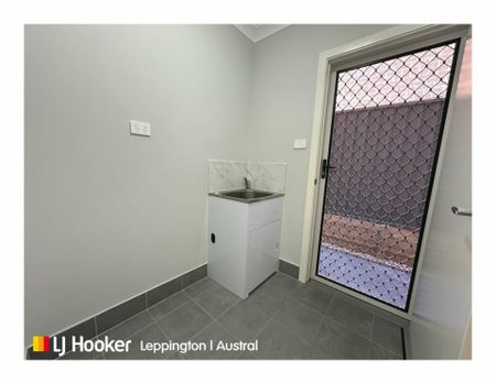 SPACIOUS & WELL SITUATED - Photo 3