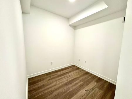 For Lease - 395 Square One Drive Unit# 2302, Mississauga, Ontario - Photo 3