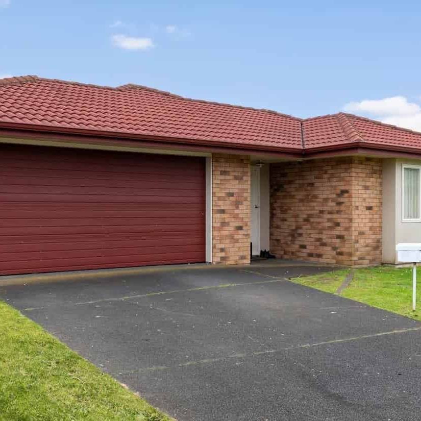 Spacious 4-Bedroom Family Home in Mangere - Photo 1