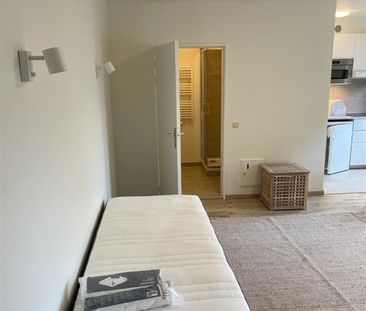 Studio meublé - Photo 6