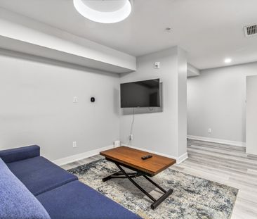 92 Hinton Avenue North - 004 - Photo 5