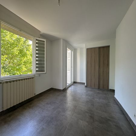 T3 - Centre ville de Hyères - 81m² - Photo 4