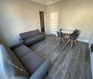 Cleve Road, South Hampstead, NW6 - Photo 2