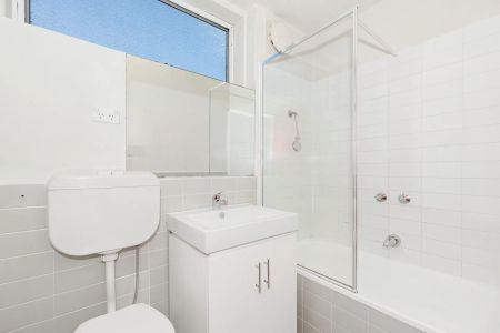 One Bedroom Apartment in a Great Location - Photo 3