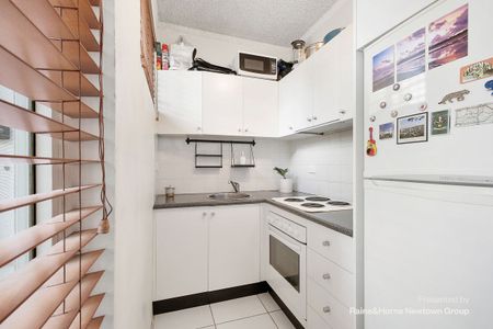 Ground floor unit with car space ! - Photo 5