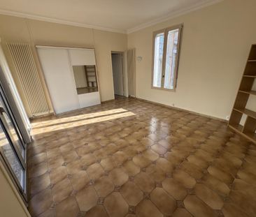 Location Appartement 3 pièces 81m² ANGERS 49100 - Photo 2
