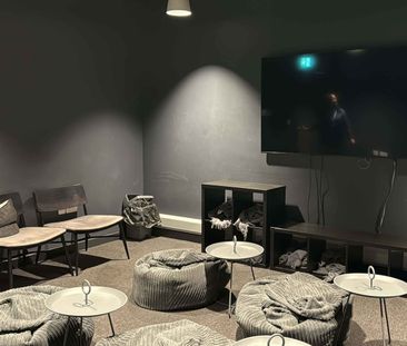 Standard Studio - Photo 3