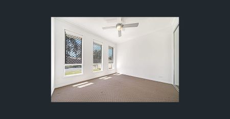 Modern Family Home with Spacious Yard and Parkside Living - Photo 5