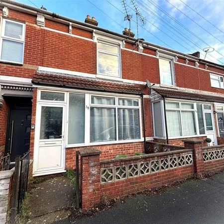 Kings Road, Gosport, PO12 - Photo 4