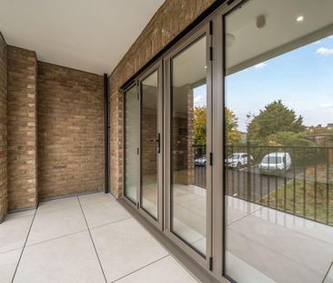 2 bedroom apartment to rent - Photo 3