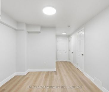 LOWER - 422 BRUNSWICK STREET, Hamilton, Ontario, L8H6S4 - Photo 1