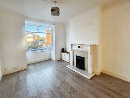 3 bedroom end of terrace house to rent - Photo 3