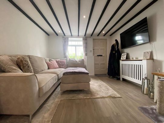 2 bedroom terraced house to rent - Photo 1