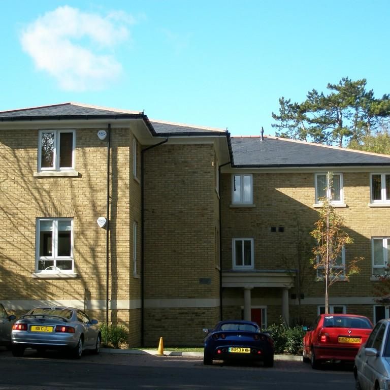 2 bedroom ground floor flat to rent - Photo 1