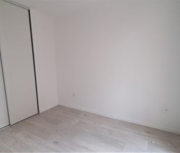 location Appartement T3 DE 61.29m² À COMBS LA VILLE - Photo 2