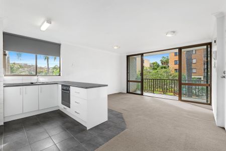Sunny Beach Side Unit - Photo 4