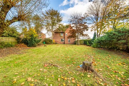 5 bed detached house to rent in Station Road, Newcastle Upon Tyne, NE28 - Photo 5