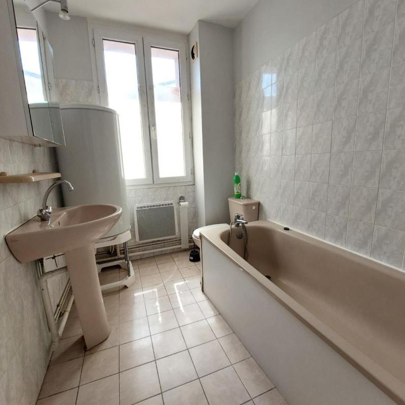 Location Appartement 2 pièces 45m² ELBEUF 76500 - Photo 1