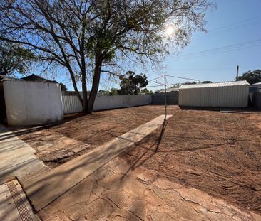 26 KNIGHT STREET, WHYALLA STUART - Photo 2