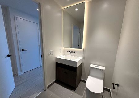 For Lease - 55 Charles Street Unit# 3311, Toronto, Ontario - Photo 5