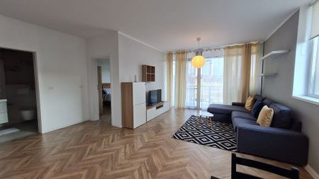 Apartament cu 2 camere de închiriat - Fotografie 3